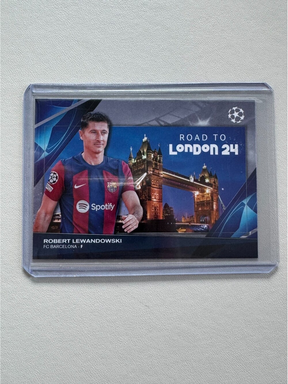 ROBERT LEWANDOWSKI 2023-24 Topps UEFA Club Competitions Road to London #RF-7 NM+